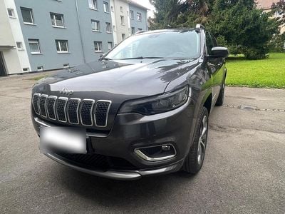 Gebraucht Jeep Cherokee Overland 194 PS (142 kW) 2021 Grau SUV