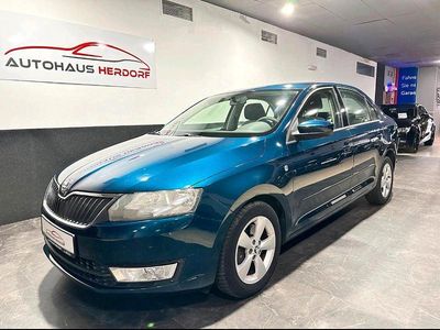 Gebraucht Skoda Rapid Ambition 101 PS (74 kW) 2013 Blau Kleinwagen