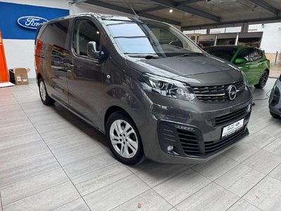 Mondstein grau/e:vulkan grau Gebraucht 2020 Opel Zafira Life Edition Van / Kleinbus | 28.200 € (Fairer Preis)