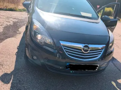 Gebraucht Opel Meriva 120 PS (88 kW) 2010 Schwarz Van / Kleinbus