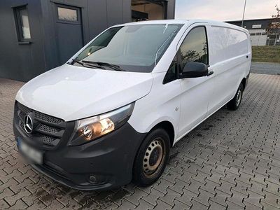 Weiß Gebraucht 2018 Mercedes Vito Van | 10.300 € (Guter Preis)