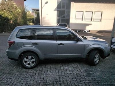 Usata Subaru Forester Active 147 CV (108 kW) 2009 Grigio SUV
