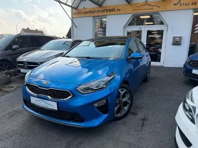 Gebraucht Kia Ceed 136 PS (100 kW) 2018 Blau Kleinwagen