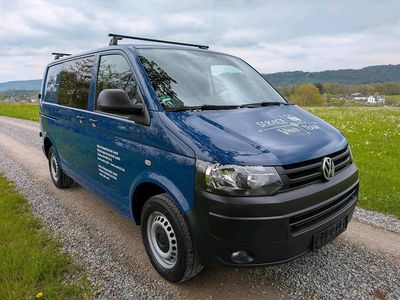 Second-hand VW Transporter 140 CP (102 kW) 2015 Albastru Van