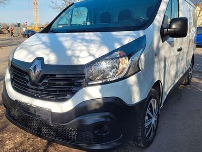 Gebraucht Renault Trafic Komfort 95 PS (69 kW) 2018 Weiß Van / Kleinbus