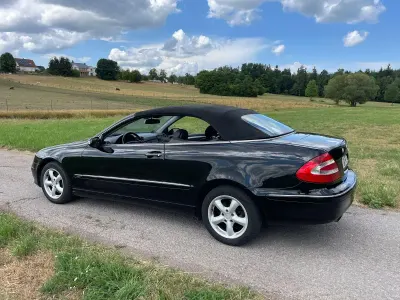 Gebraucht Mercedes CLK200 Avantgarde 163 PS (119 kW) 2004 Schwarz Cabrio