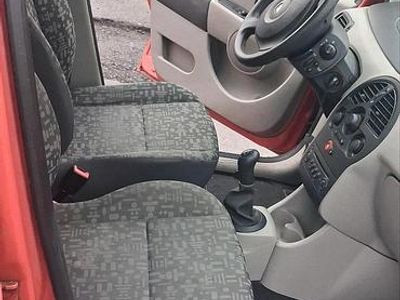 Gebraucht Renault Modus 75 PS (55 kW) 2005 Rot Van / Kleinbus