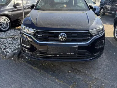 Gebraucht VW T-Roc Cabriolet R-line 150 PS (110 kW) 2021 Deep black Cabrio
