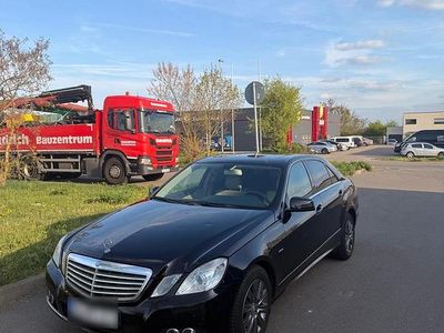 Gebraucht Mercedes E250 204 PS (150 kW) 2010 Schwarz Limousine