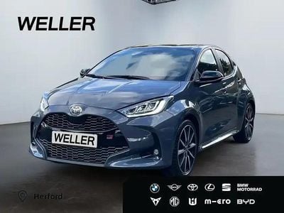 Storm grey metallic, dach schw Neu 2025 Toyota Yaris Hybrid Sport Kleinwagen | 27.480 € (Guter Preis)