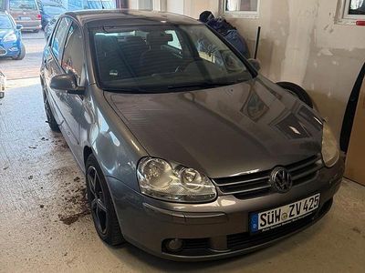 VW Golf V