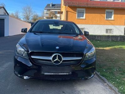 gebraucht Mercedes CLA180 -