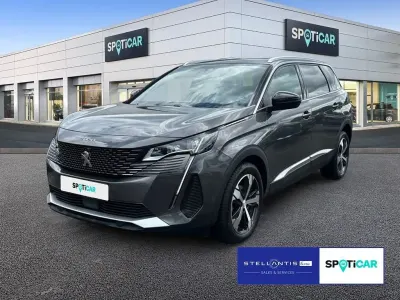 Gebraucht Peugeot 5008 GT 131 PS (96 kW) 2024 Grau SUV