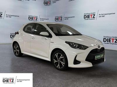 Super white 2 Gebraucht 2021 Toyota Yaris Business Edition Kleinwagen | 17.780 € (Fairer Preis)