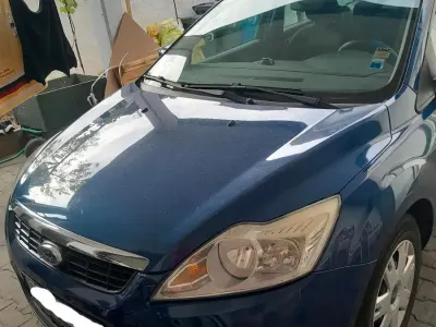 Gebraucht Ford Focus 115 PS (84 kW) 2009 Blau Kombi