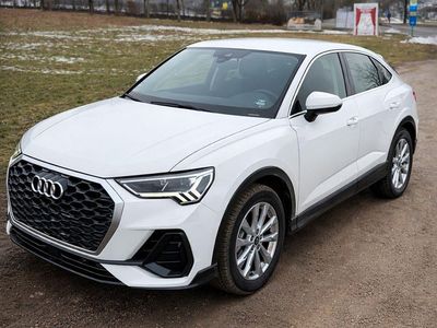 Weiß Gebraucht 2023 Audi Q3 Design SUV | 29.500 € (Fairer Preis)