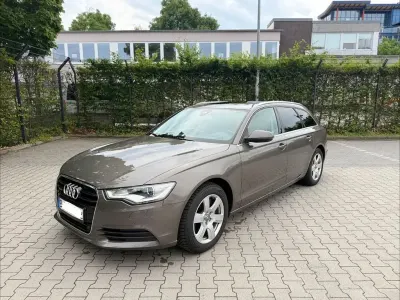 Gebraucht Audi A6 Ambiente 245 PS (180 kW) 2012 Grau Kombi
