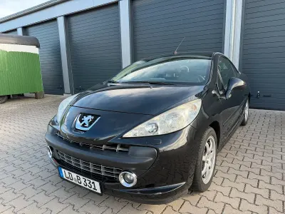 Gebraucht Peugeot 207 CC 120 PS (88 kW) 2008 Schwarz Cabrio