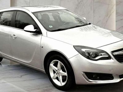 Usata Opel Insignia Edition 136 CV (100 kW) 2015 Argento Station wagon