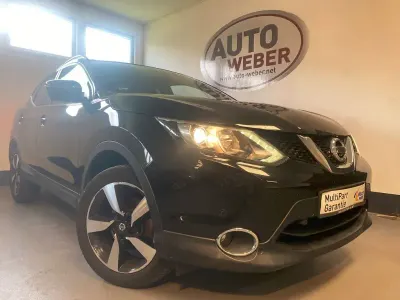 Gebraucht Nissan Qashqai N-Connecta 131 PS (96 kW) 2017 Schwarz SUV