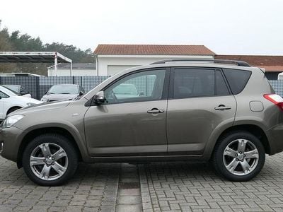 Gebraucht Toyota RAV4 Executive 150 PS (110 kW) 2009 Braun SUV