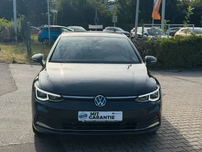 Gebraucht VW Golf VIII Style 150 PS (110 kW) 2024 Uranograu Limousine