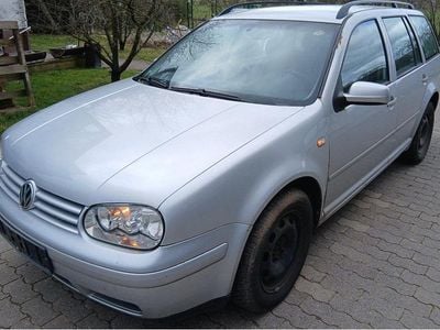 Usata VW Golf IV 105 CV (77 kW) 2004 Argento Station wagon