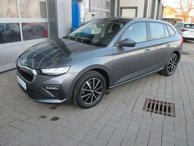 Grau Gebraucht 2025 Skoda Scala Essence Kleinwagen | 21.590 € (Guter Preis)