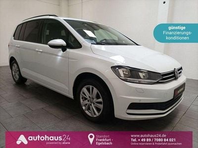 Gebraucht VW Touran Comfortline 150 PS (110 kW) 2022 Weiß Van / Kleinbus