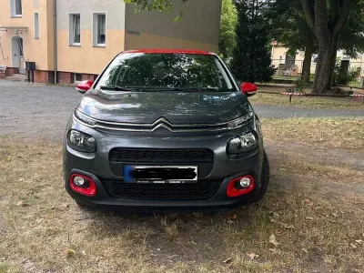 Gebraucht Citroën C3 PureTech 110 PS (80 kW) 2017 Grau Limousine
