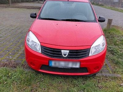 Gebraucht Dacia Sandero 75 PS (55 kW) 2009 Rot Kleinwagen