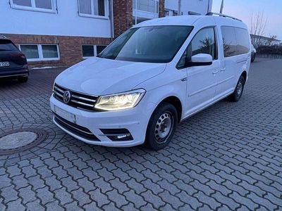 Weiß Gebraucht 2018 VW Caddy Maxi Join Van / Kleinbus | 12.000 € (Fairer Preis)