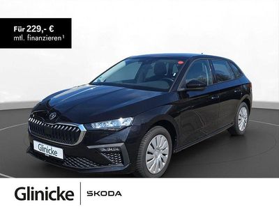 Usata Skoda Scala Essence 116 CV (85 kW) 2025 Nero Utilitaria