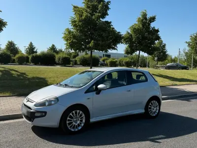 Gebraucht Fiat Punto Evo 105 PS (77 kW) 2010 Weiß Kleinwagen