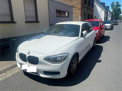 BMW 114