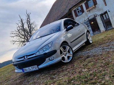 Gebraucht Peugeot 206 CC Platinum 136 PS (100 kW) 2002 Silber Cabrio