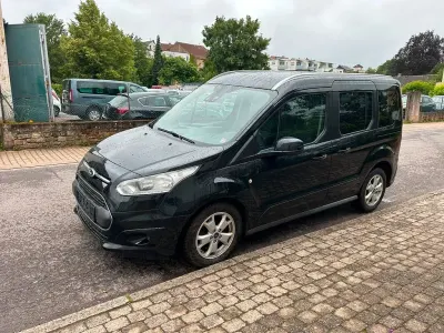 Gebraucht Ford Tourneo Connect Titanium 120 PS (88 kW) 2015 Schwarz Van / Kleinbus