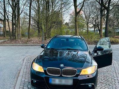 Usata BMW 330 250 CV (183 kW) 2012 Nero Station wagon