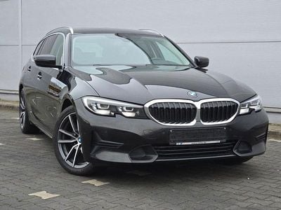 Gebraucht BMW 318 Sport Line 150 PS (110 kW) 2021 Schwarz Kombi