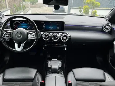 Gebraucht Mercedes CLA220 Shooting Brake 190 PS (139 kW) 2020 Schwarz Kombi
