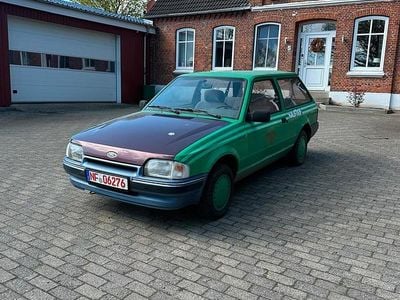 Brugt Ford Escort 54 HK (39 kW) 1988 Grøn Stationcar