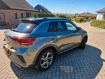 Used VW T-Roc R-line 150 HP (110 kW) 2025 Grey SUV