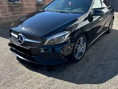 Gebraucht Mercedes A200 AMG line 156 PS (114 kW) 2016 Schwarz Limousine