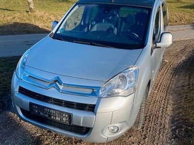 Gebraucht Citroën Berlingo 120 PS (88 kW) 2010 Silber Van / Kleinbus