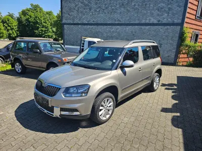 Gebraucht Skoda Yeti Ambition 105 PS (77 kW) 2014 Cappuccinobeige metallic SUV