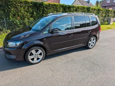 Gebraucht VW Touran Life 105 PS (77 kW) 2013 Violet Van / Kleinbus