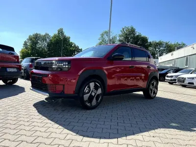 Neu Fiat Grande Panda La Prima 83 kW (113 PS) 2026 Passione rot Kleinwagen