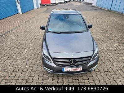 Gebraucht Mercedes B200 156 PS (114 kW) 2015 Grau Van / Kleinbus