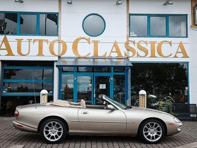 Jaguar XKR