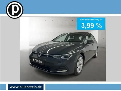 Gebraucht VW Golf VIII Style 150 PS (110 kW) 2022 Grau Limousine